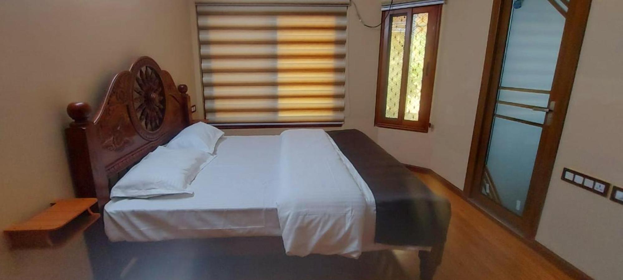 Oasis Homestay Kochi Exterior photo